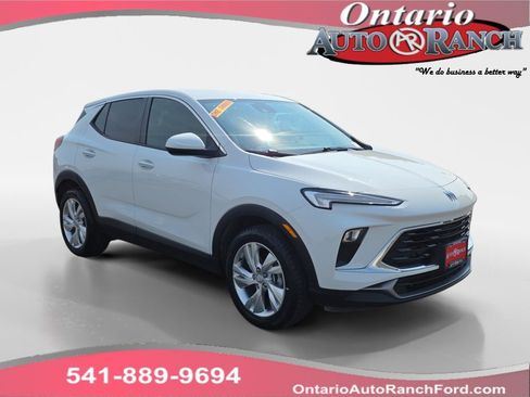 Used 2024 Buick Encore GX Preferred FWD image 1