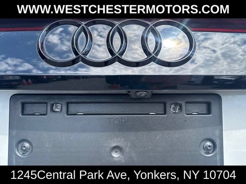 Used 2021 Audi Q8 Premium w/ Black Optic Package AWD/4WD image 21