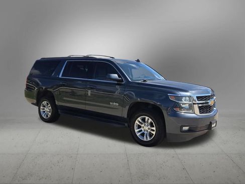 Used 2019 Chevrolet Suburban LT w/ Texas Edition Package RWD image 8