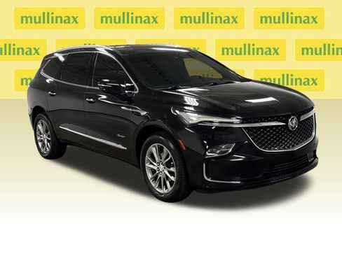 Certified 2022 Buick Enclave Avenir w/ Avenir Technology Package image 2