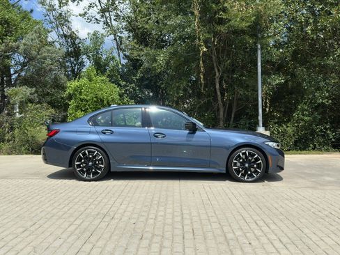 Used 2025 BMW 330i Sedan w/ M Sport Package RWD image 22