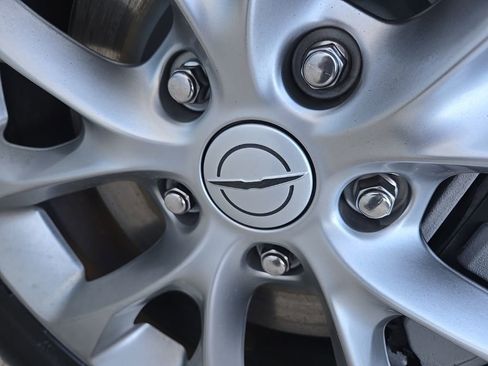 New 2026 Chrysler Pacifica Limited w/ Trailer Tow Group image 25