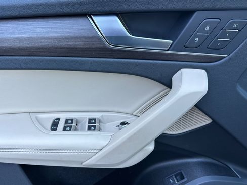 Used 2023 Audi Q5 2.0T Premium Plus w/ Premium Plus Package image 10