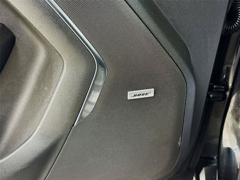 Used 2024 Chevrolet Suburban Premier AWD/4WD image 19
