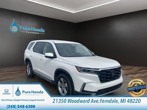 Certified 2025 Honda Pilot EX-L image 1