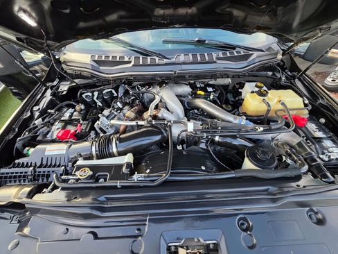 Used 2021 Ford F350 Lariat image 21