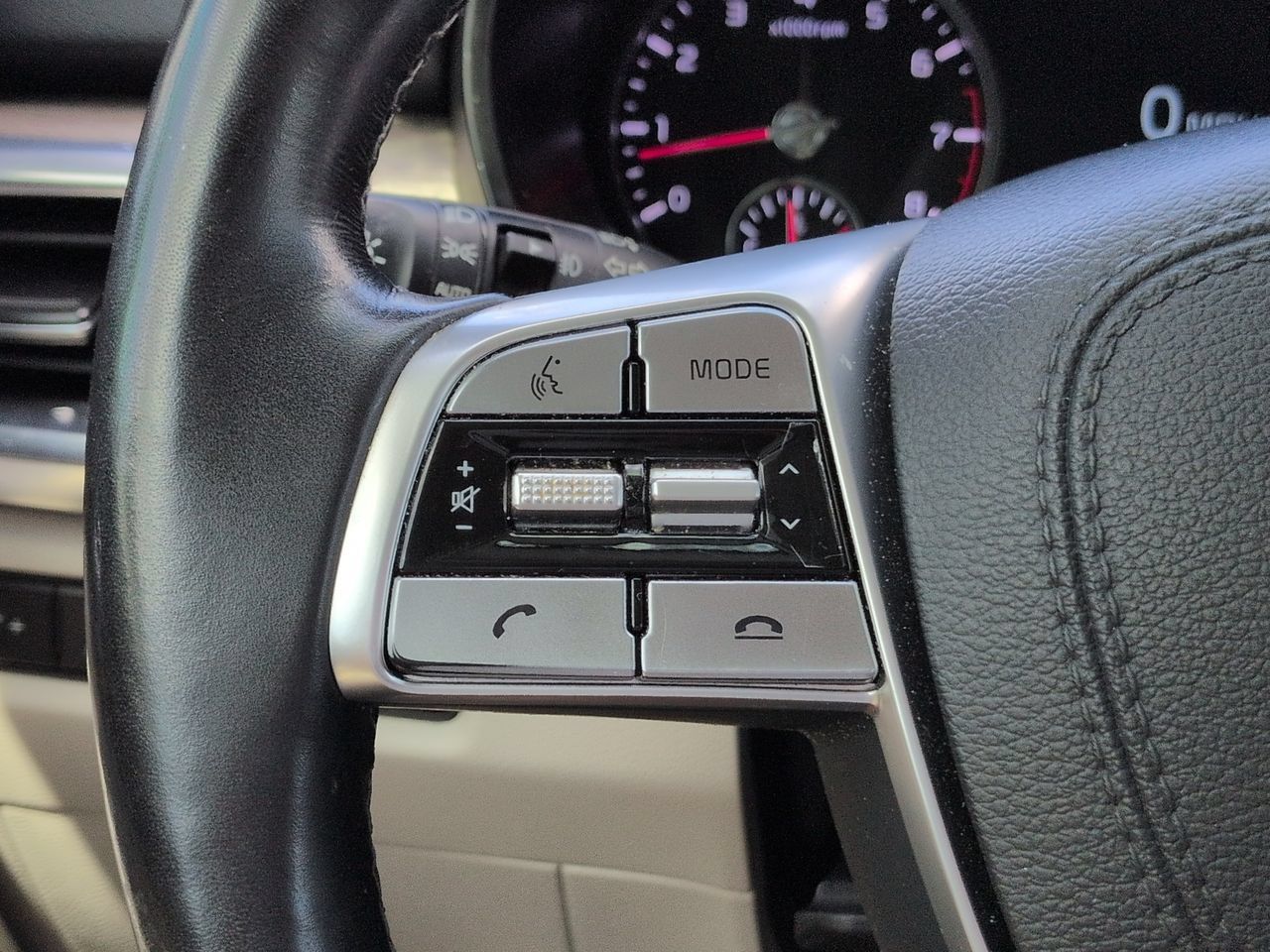 Used 2022 Kia Telluride SX w/ SX Prestige Package AWD/4WD image 26
