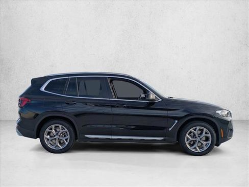 Certified 2024 BMW X3 xDrive30i w/ Premium Package w/ZPA image 4