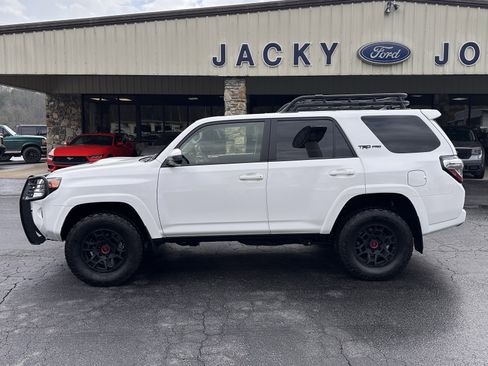 Used 2022 Toyota 4Runner TRD Pro image 1