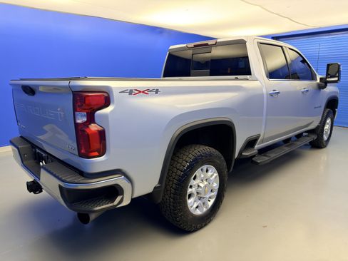 Used 2021 Chevrolet Silverado 2500 LTZ w/ LTZ Convenience Package AWD/4WD image 7