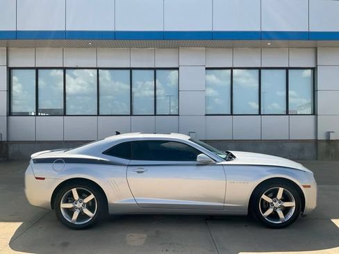 Used 2011 Chevrolet Camaro LT RWD image 29