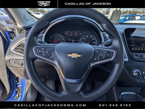 Used 2023 Chevrolet Malibu LT image 11