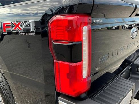 Certified 2024 Ford F250 Lariat w/ Chrome Package image 30