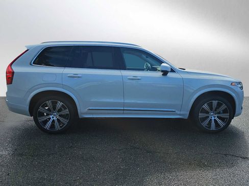 Used 2025 Volvo XC90 T8 Plus w/ Protection Package Premier image 5
