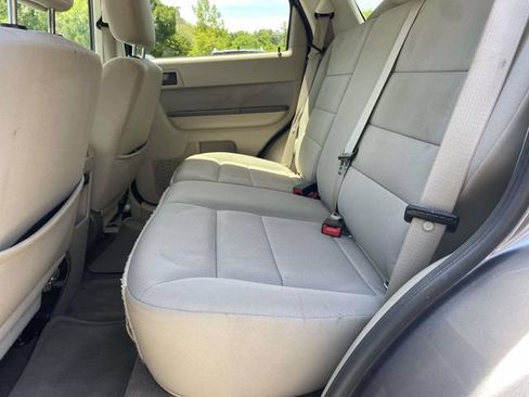 Used 2011 Ford Escape XLT FWD image 10