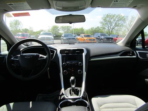 Used 2014 Ford Fusion S FWD image 14