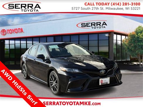 Used 2023 Toyota Camry SE w/ Cold Weather Package image 1