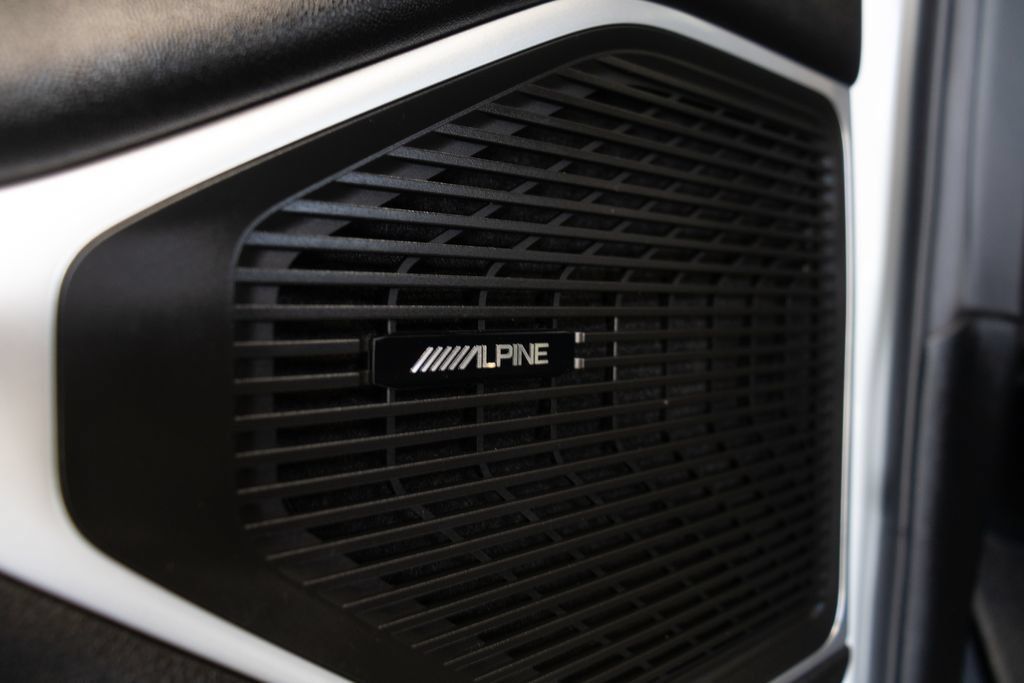 Used 2022 Jeep Wagoneer Series I AWD/4WD image 18