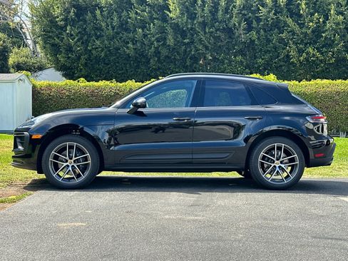 New 2026 Porsche Macan AWD/4WD image 2