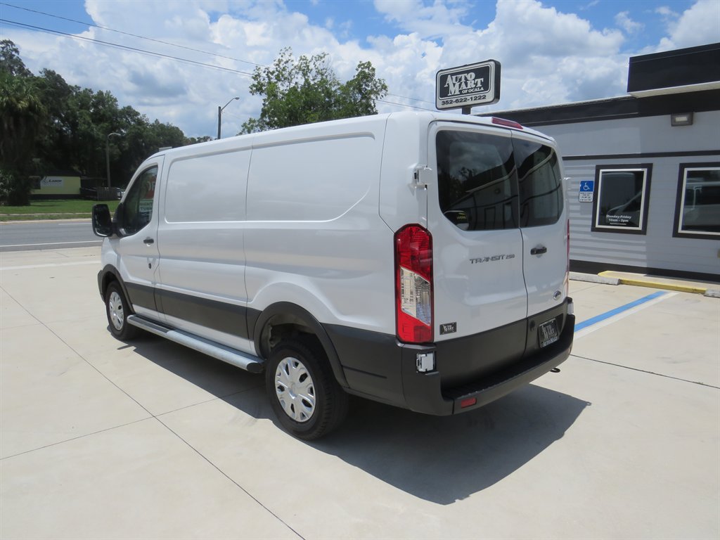 Used 2025 Ford Transit 250 Low Roof w/ Exterior Upgrade Package RWD image 13