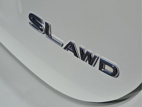 Used 2021 Nissan Rogue Sport SL w/ Premium Package image 8