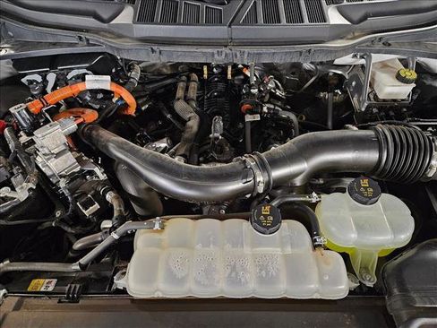 Used 2024 Ford F150 XLT w/ Equipment Group 302A MID image 21