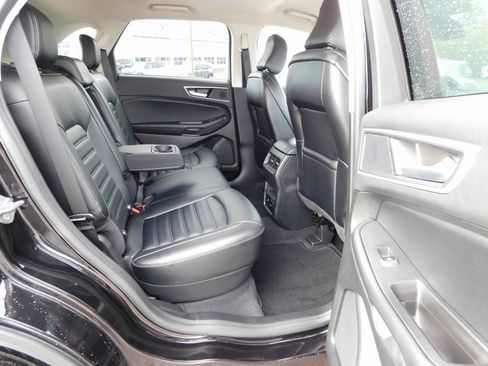 Used 2024 Ford Edge SEL w/ Convenience Package image 21