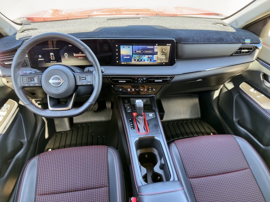 Used 2025 Nissan Kicks SR w/ SR Premium Package AWD/4WD image 17