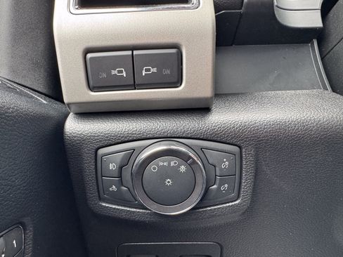 Used 2018 Ford F150 Lariat AWD/4WD image 24