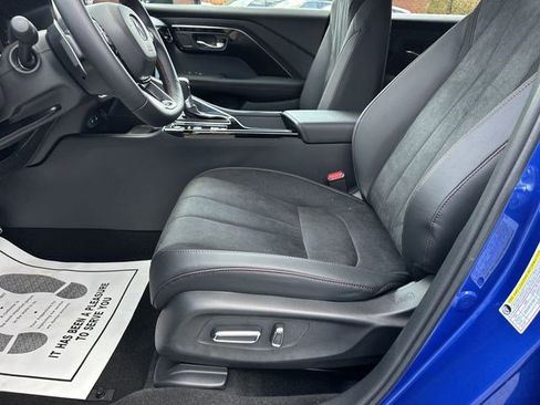 Used 2025 Acura ADX A-Spec FWD image 9
