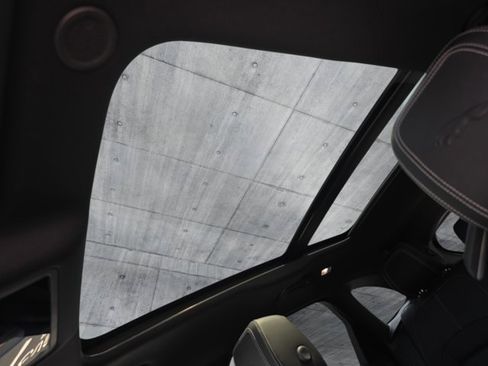 New 2026 Jaguar F-PACE R-Dynamic S image 26