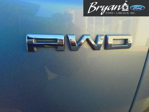 Used 2022 Ford Escape SE w/ Convenience Package image 9