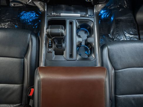 Certified 2021 Ford F150 Lariat w/ Equipment Group 502A High image 35