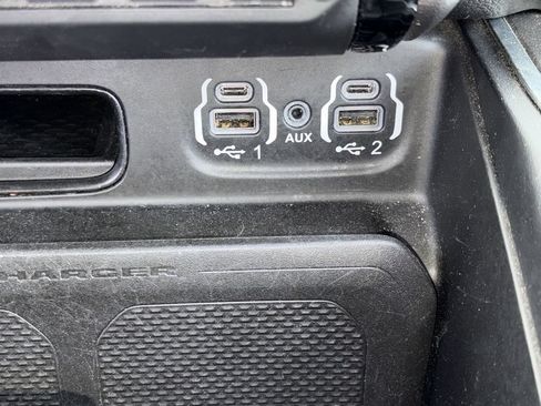 Used 2023 RAM 1500 Laramie AWD/4WD image 8
