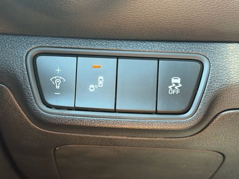 Used 2022 Kia Forte GT w/ GT Technology Package FWD image 30