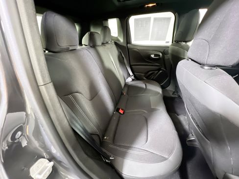 Used 2022 Jeep Renegade Altitude w/ Sun/Sound Group image 25