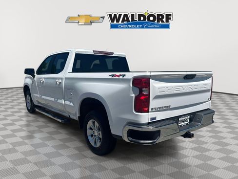 Used 2023 Chevrolet Silverado 1500 LT AWD/4WD image 4