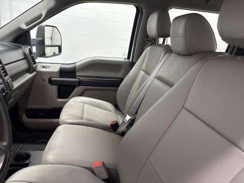 Used 2019 Ford F350 XL w/ Power Equipment Group image 21