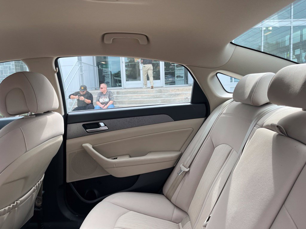 Used 2016 Hyundai Sonata SE FWD image 10