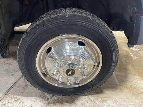 Used 2008 Ford F550 4x4 Crew Cab Super Duty image 10