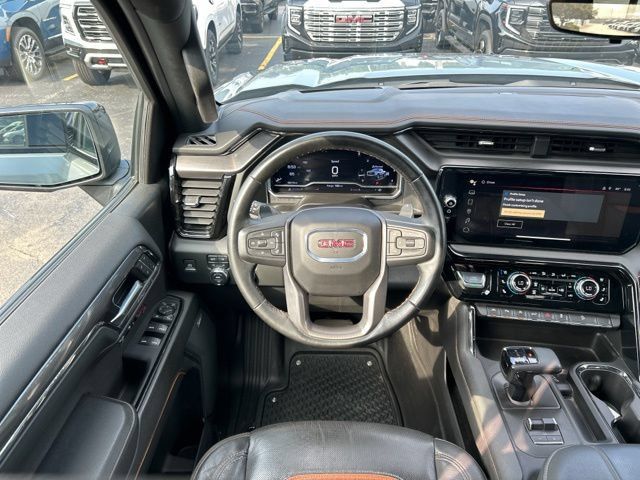 Used 2024 GMC Sierra 1500 AT4 w/ Technology Package AWD/4WD image 23