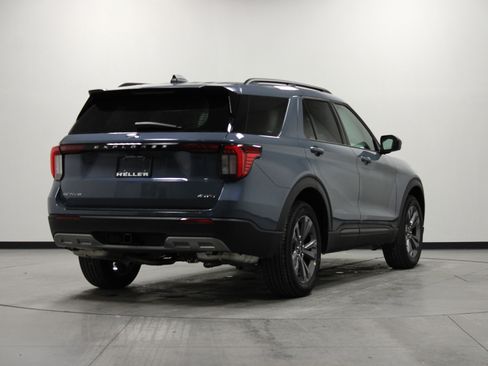 New 2026 Ford Explorer Active w/ Active Comfort Package image 4