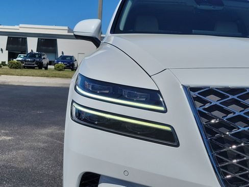 Used 2022 Genesis GV80 2.5T w/ Prestige Package 04 image 7