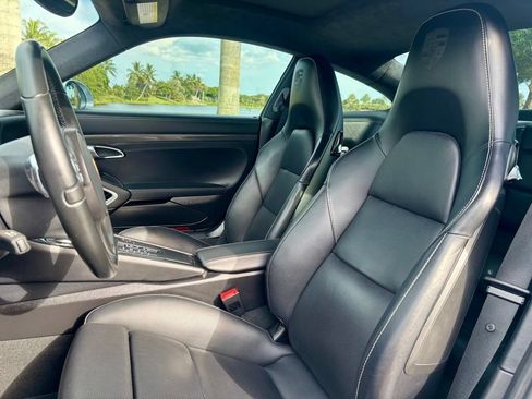 Used 2015 Porsche 911 Turbo S AWD/4WD image 2