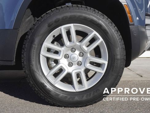 Used 2025 Land Rover Defender 110 S image 33