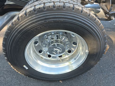 New 2026 RAM 5500 Laramie image 34