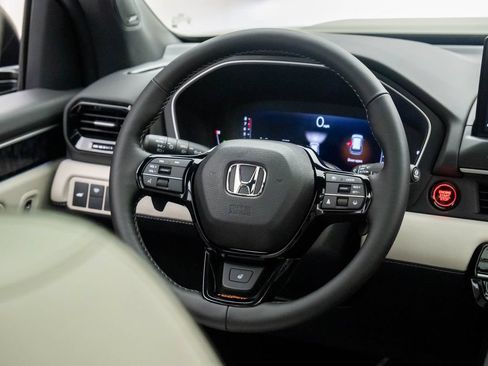 Used 2026 Honda Passport TrailSport Elite image 12