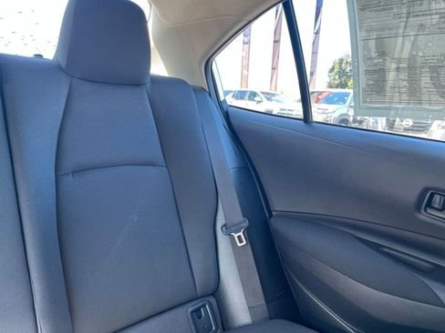 Used 2025 Toyota Corolla LE image 35