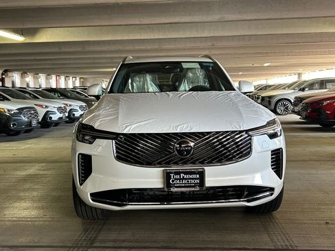 New 2026 Volvo XC90 B6 Plus w/ Protection Package Premier image 6