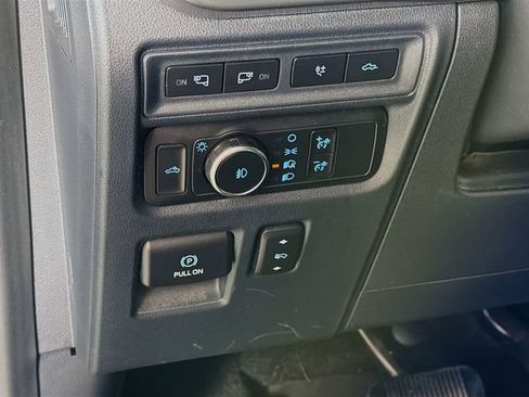 Used 2021 Ford F150 Lariat w/ Equipment Group 502A High AWD/4WD image 12